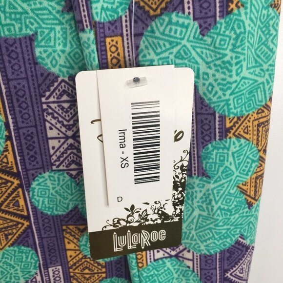 Disney LulaRoe Irma Tunic Mickey Print Size XS - Picture 4 of 6